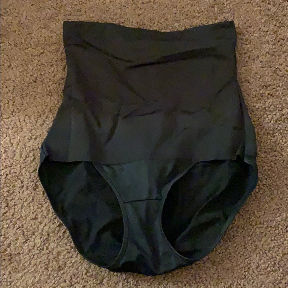 Flexees Shape Wear